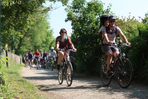 Balade à vélo dans Chartres de Bretagne