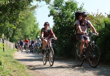 Balade à vélo dans Chartres de Bretagne