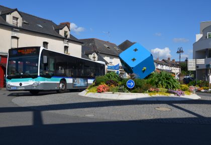 Image d'un bus circulant à Chartres-de-Bretagne